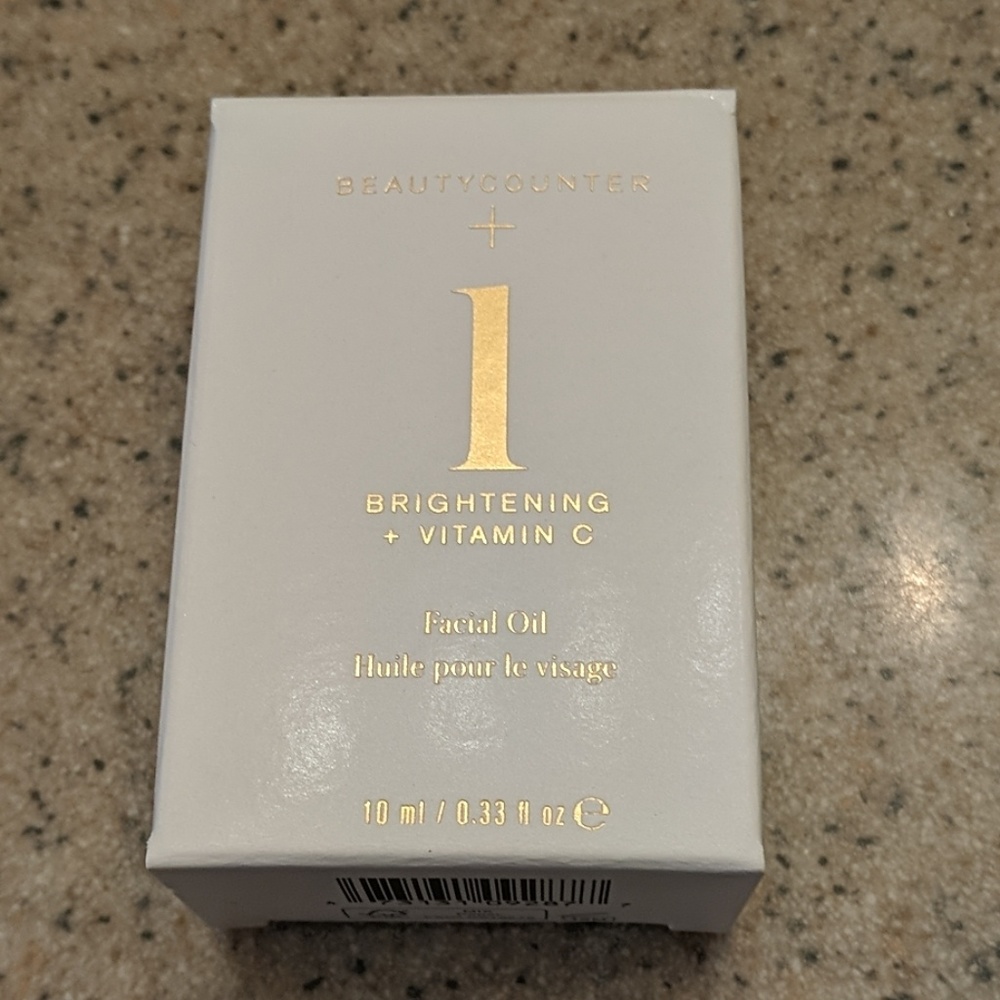 Beautycounter #1 Brightening + Vit C Facial Oil